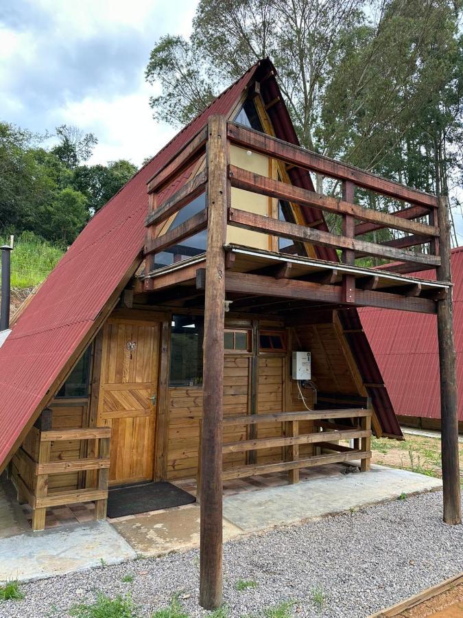 Pousada Pedra Da Mata Chales Na Montanha Munhoz Eksteriør billede
