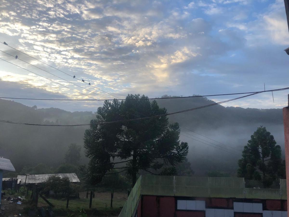 Pousada Pedra Da Mata Chales Na Montanha Munhoz Eksteriør billede