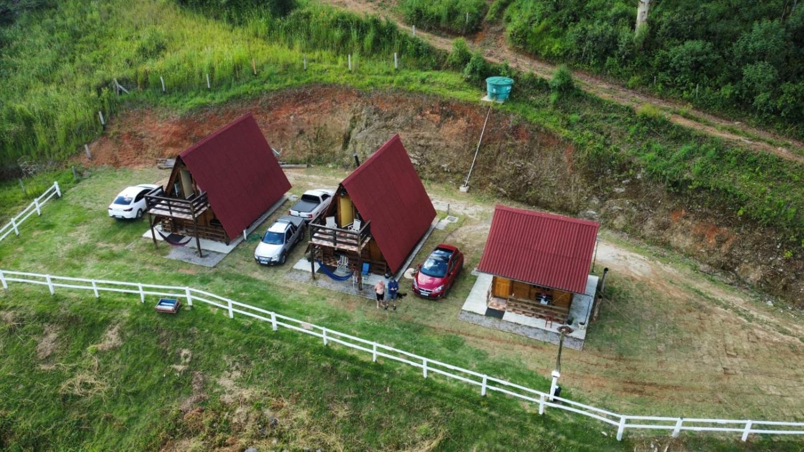 Pousada Pedra Da Mata Chales Na Montanha Munhoz Eksteriør billede